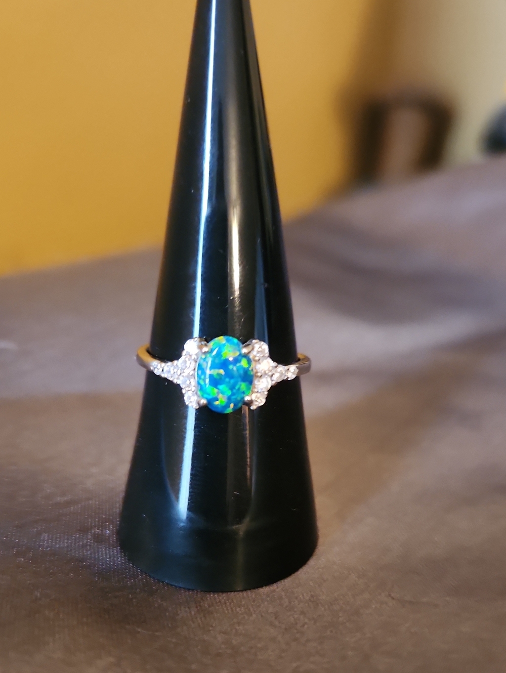 Sterling Silver Ring With Lab Created Blue Opal With White Frost Stones Size 8